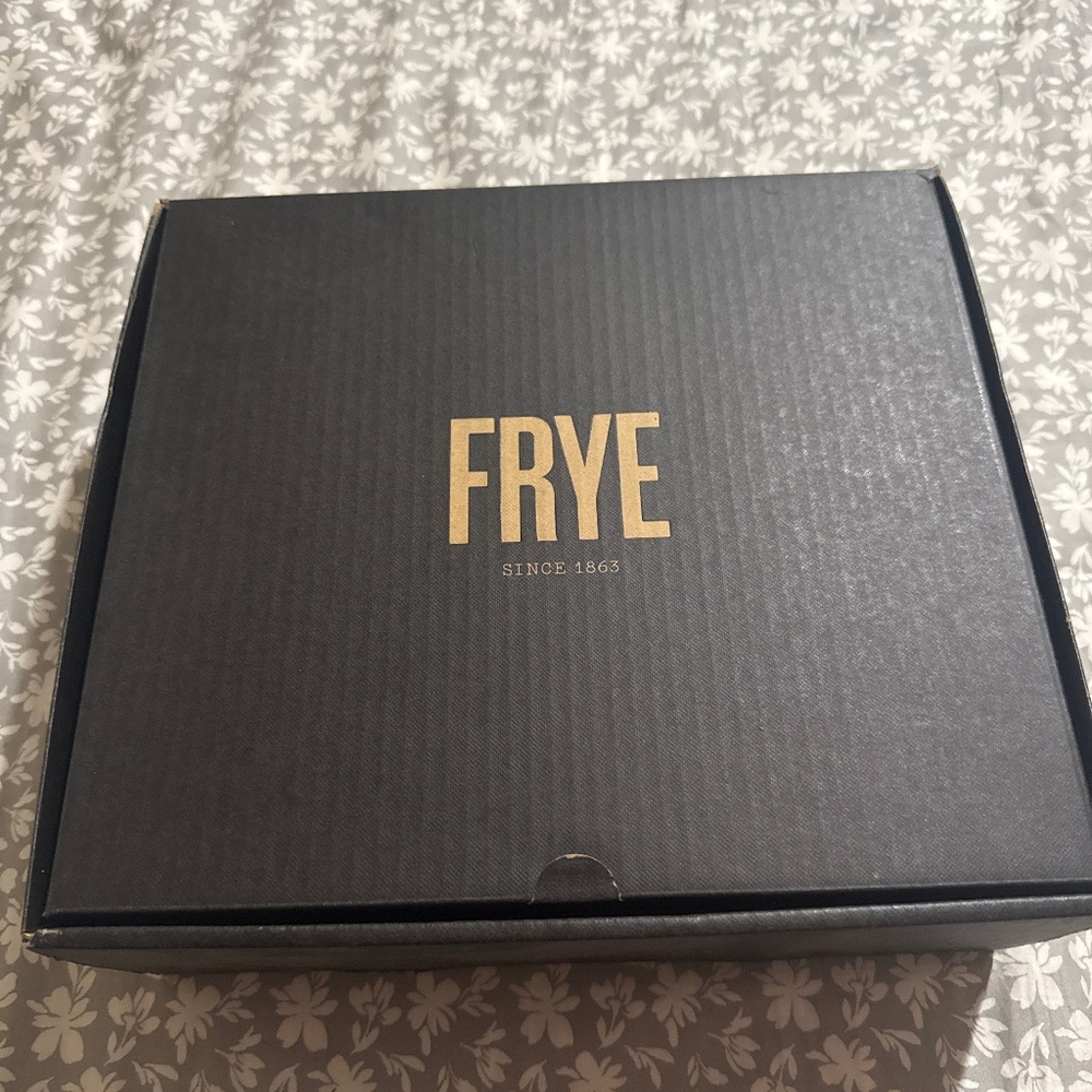 Frye Reed Shootie Size 11M
